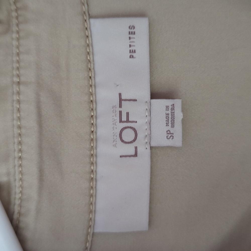 Ann Taylor Loft Khaki Safari Button Tab Sleeve Collared Dress SP Tan Pockets - Picture 2 of 16